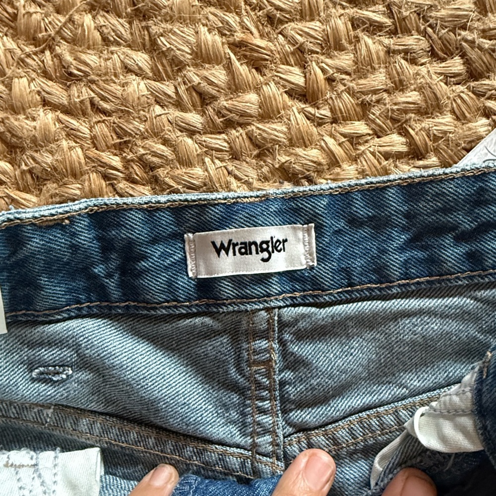 Wrangler Light Blue Denim Jean Shorts - Picture 8 of 9